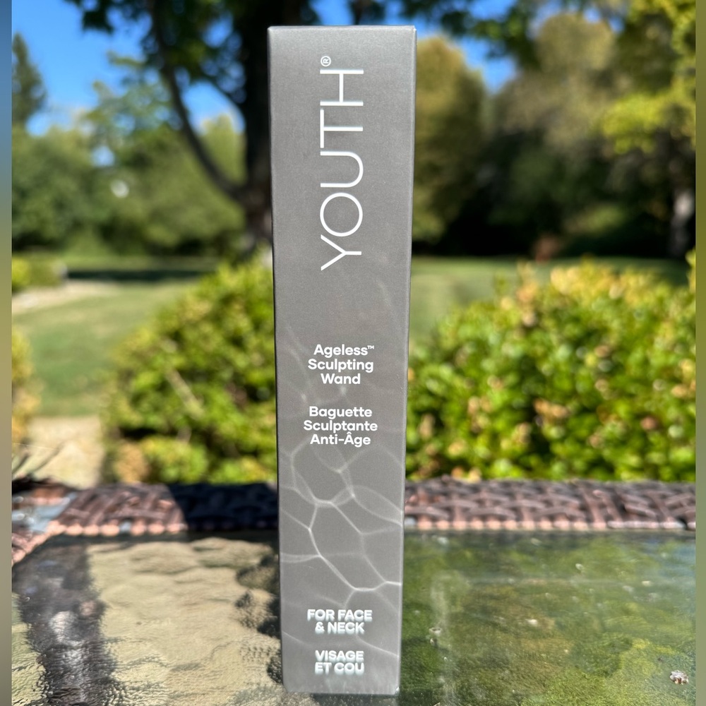 Shaklee YOUTH Ageless™ Sculpting Wand for Face & Neck